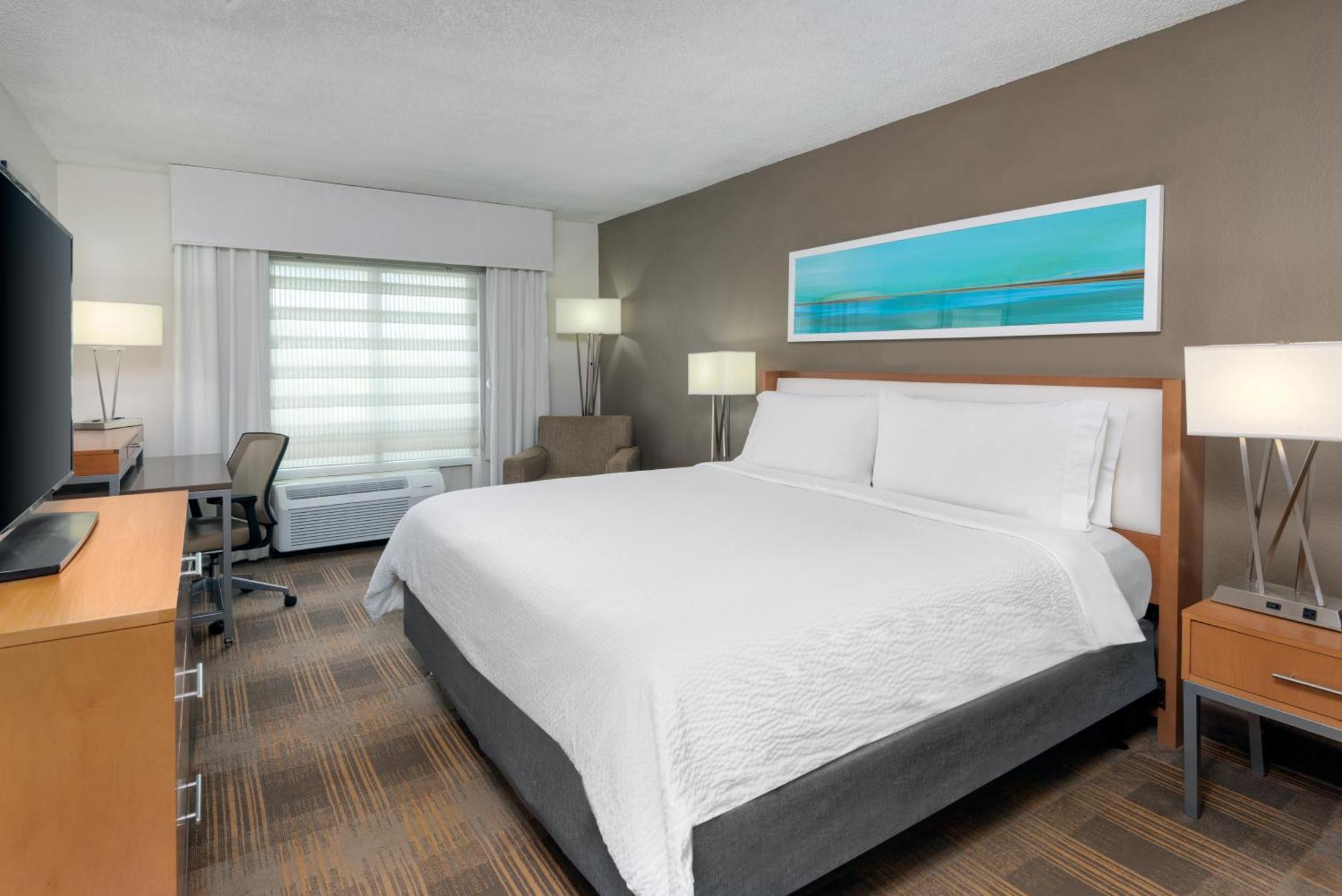 Hotel Holiday Miami-doral Area By Ihg 4*